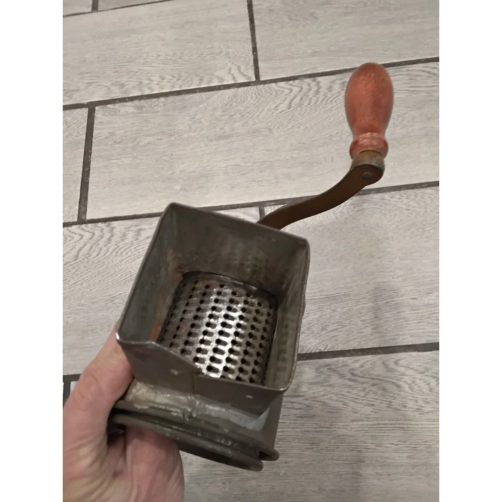 Antique Climax Food Grater Nut Grinder Cast Iron Hand Crank Table Mount Hamilton